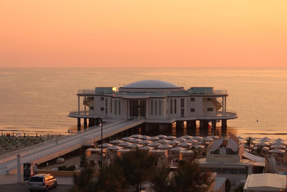 Hotel Cristallo Senigallia Exteriér fotografie