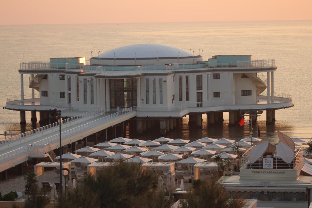 Hotel Cristallo Senigallia Exteriér fotografie